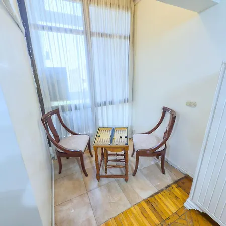 Zamalek Gem Balcony & Nile View Apt